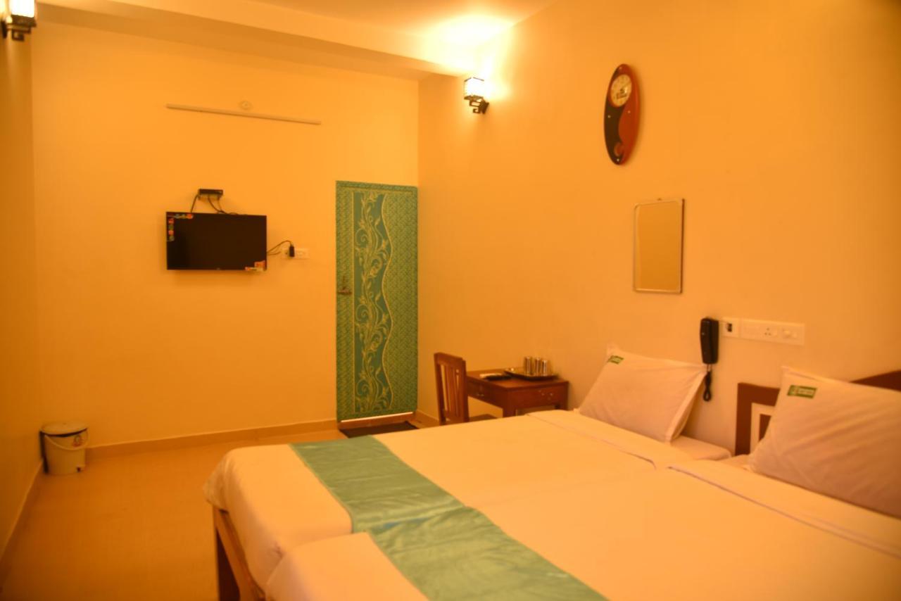 פונדיצ'רי A P Guest House מראה חיצוני תמונה